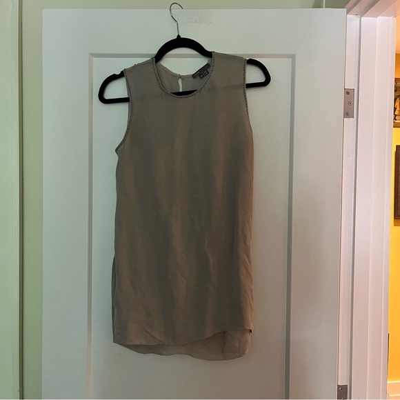 Vince Taupe 💯 Silk Minimalist Blouse with beaded Trim - Picture 1 of 8